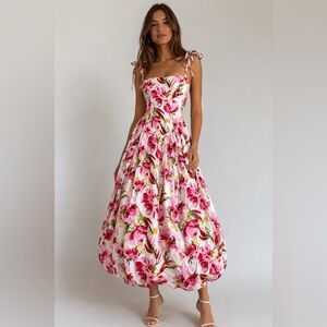 567. TULIPS CREATIONS floral ballon midi dress in 
Floral combo NWT